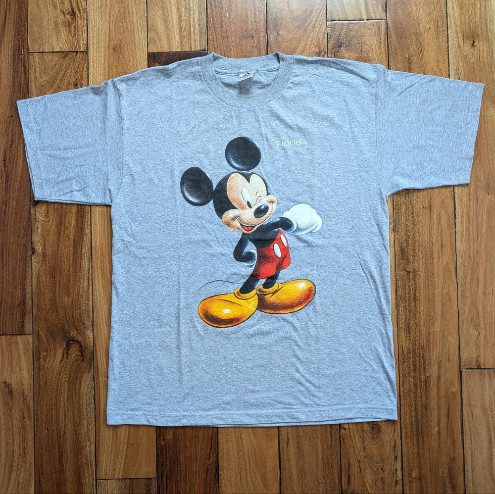 Disney Vintage Mickey Tee (XL)